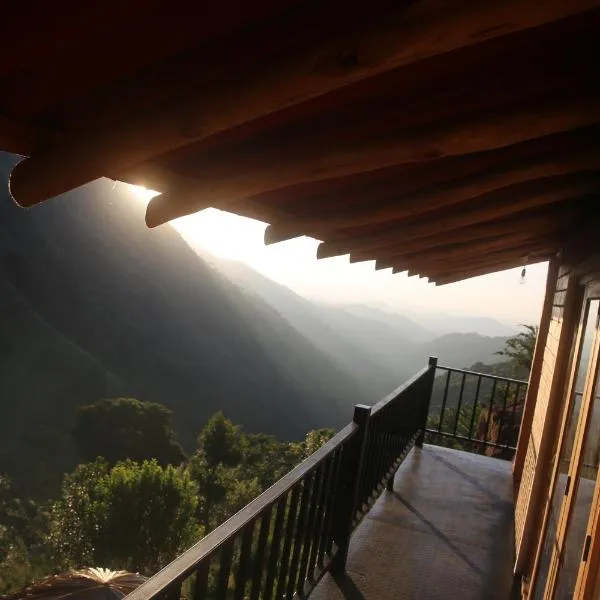 Jungle Cave, hotell Ellas
