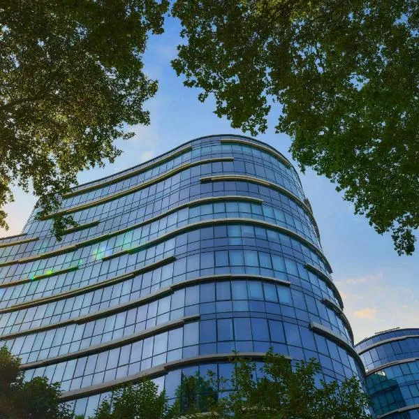 Paragraph Freedom Square, a Luxury Collection Hotel, Tbilisi, hotel v destinaci Tbilisi City