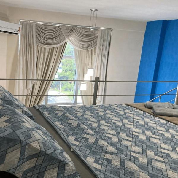 Saint Sebastian Flat 614 - Com Hidro! até 3 pessoas, Duplex, no centro - Foto 2