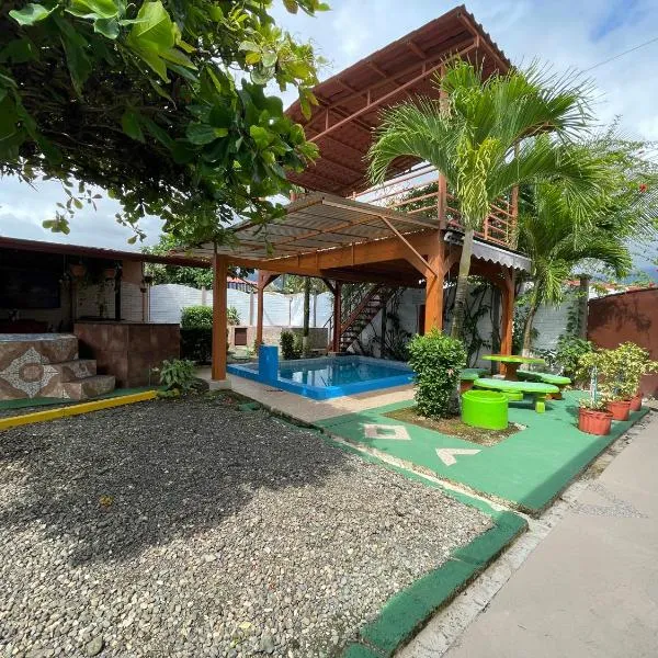 Villas Ela en Bahía Ballena,Uvita Hermosas habitaciones privadas grandes, piscina, cocina, jacuzzi, aire acondicionado, tv y baño privado, hotel v destinaci Uvita