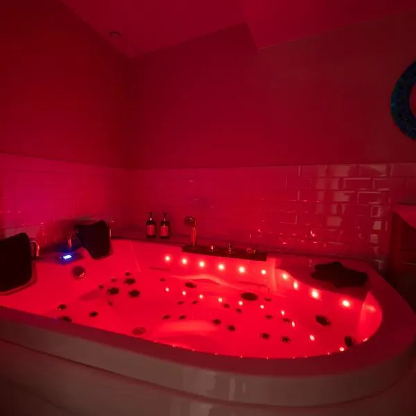 Loveroom, Les années 80 chez nounours, hotel in Templemars
