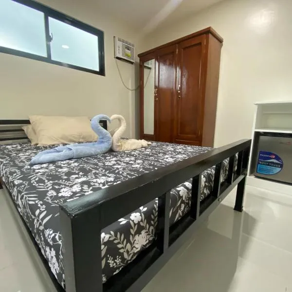 Pacific Guesthouse, hotel v destinaci Ubay
