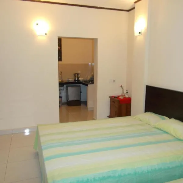 One Bedroom with Pantry: Mount Lavinia şehrinde bir otel