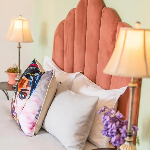 Luxury suite near Church Street, hotel en Stellenbosch