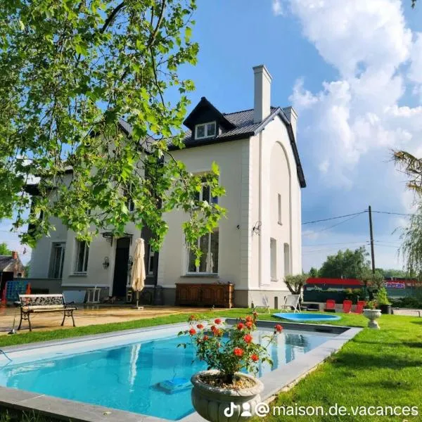 maison de vacance, viešbutis mieste Feignies