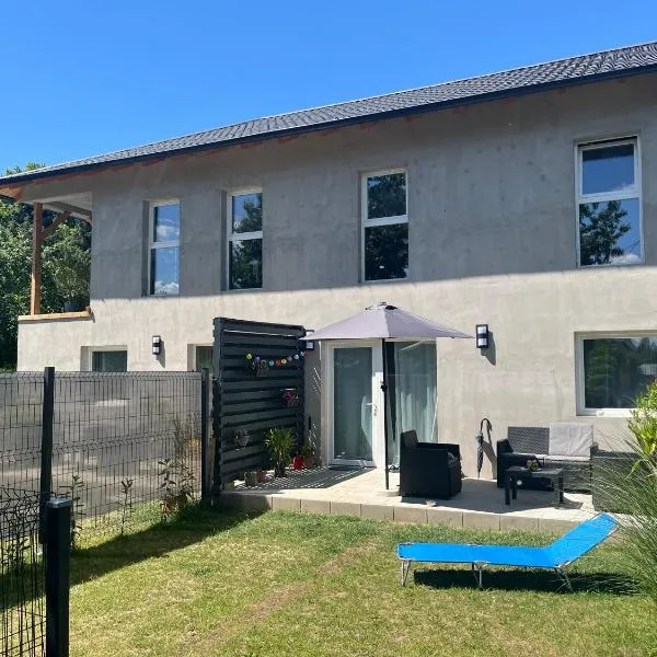 B2 Apartman, hotel in Balatonszemes