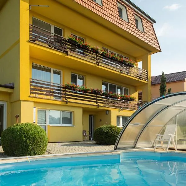 Pension PRIMUS, hotel v Berouně