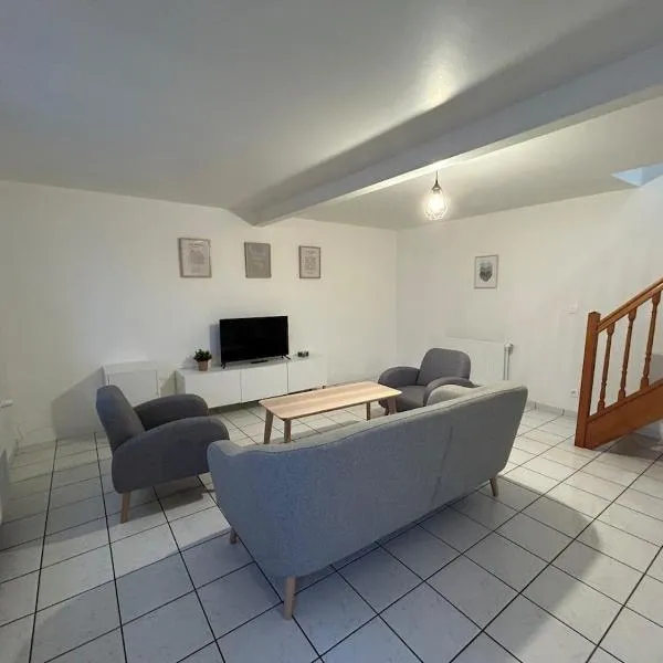 Maison de ville - CHU Hôpital Nord, hotel in Saint-Priest-en-Jarez