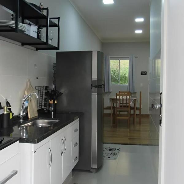 Casa completa com Chuveirão Privativo no quintal! - Foto 4
