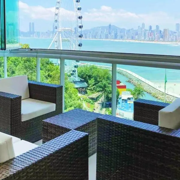 3 suites 2 vagas vista BC cartão postal, hotel v destinaci Balneário Camboriú