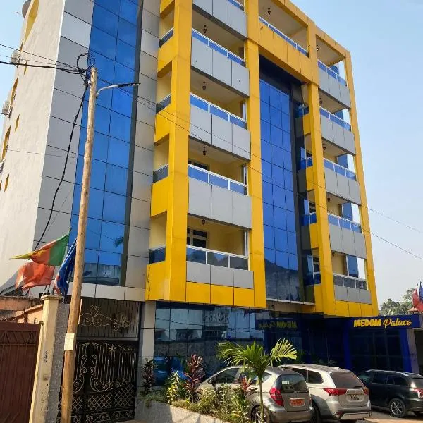 Résidence hôtelière MEDOM Palace, Bastos, hotel v destinaci Yaoundé