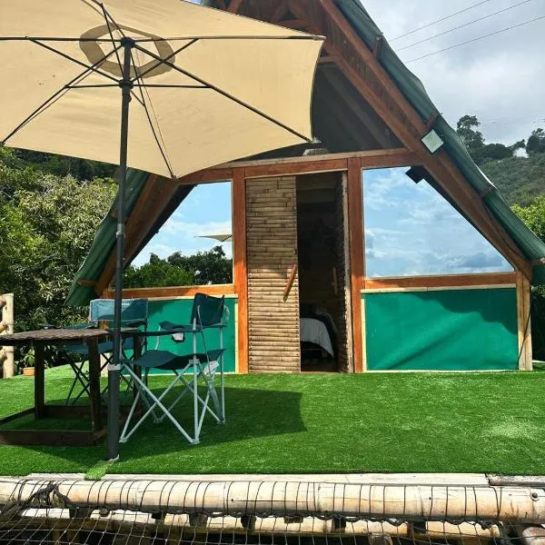 JUNGLAMP-Conexión con la naturaleza, hotel in La Mesa