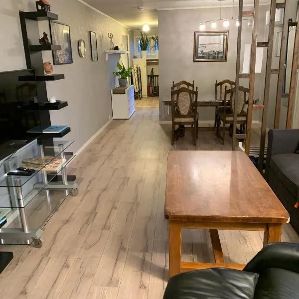 Velkommen til en koselig leilighet på Sørlandet!, hotel sa Kristiansand