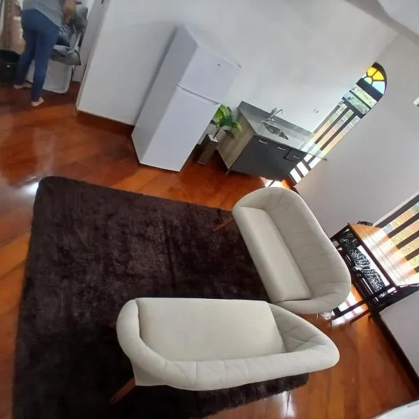 Flat mobiliado, aconchegante no coração do Jardim Chapadão - Campinas, hotel v destinaci Campinas