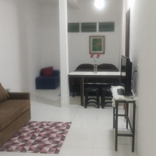 Studio 4 pessoas