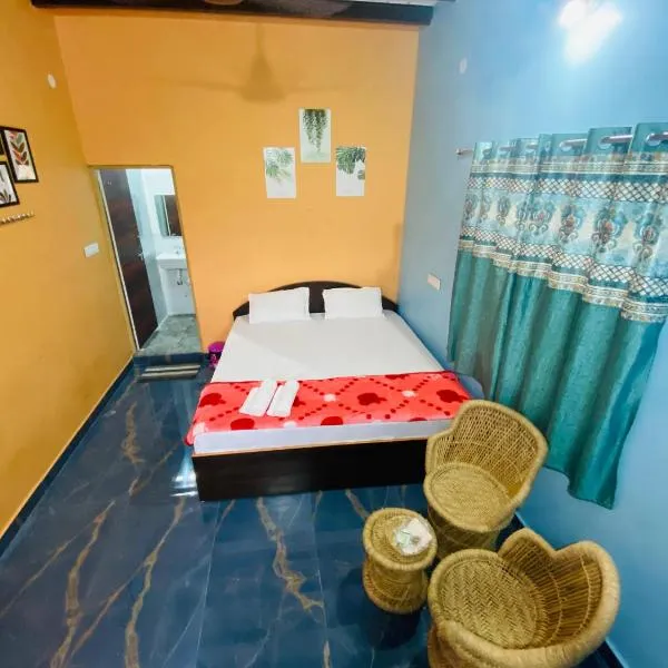 Varaha Homestay Hampi، فندق في هامبي
