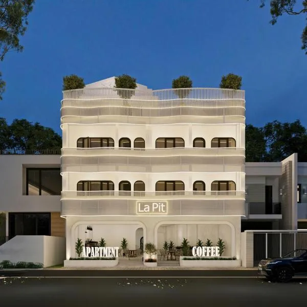 Lapit Hotel And Apartment, hotelli kohteessa Da Lat