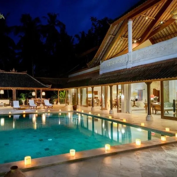 Luxury Villa with Pool, Yoga, Jungle activities & Surf near Balian Beach, hotel in Balian