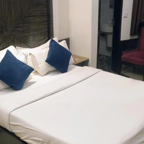 Hotel Paradise - New Delhi photo 2