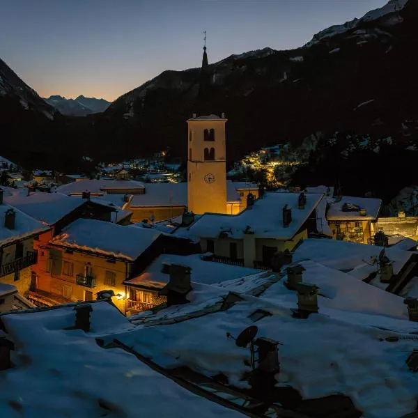 "Lo méquio de Emilie" 2 passi da centro e piste, hotell i Valtournenche