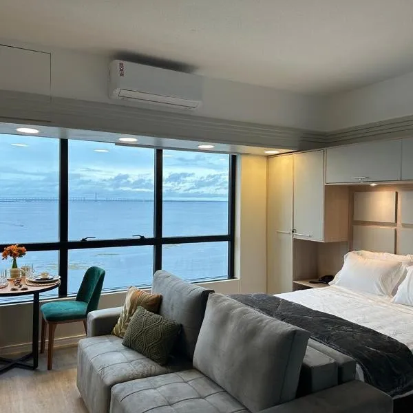 Flat de Luxo no Tropical - Vista Para Rio, hotel in Manaus