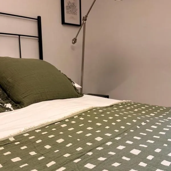 Veratha House, hotel in Candeleda