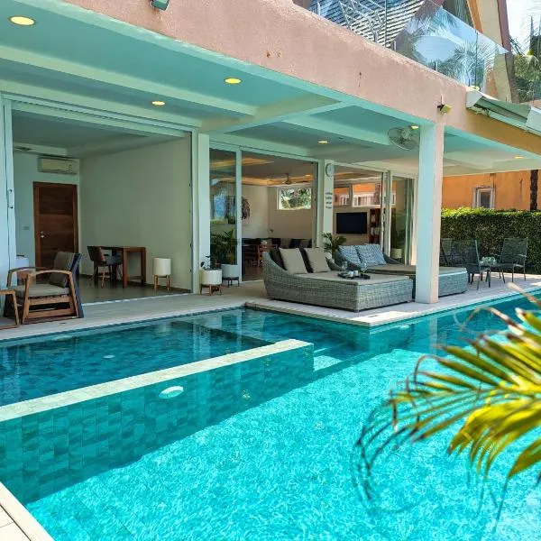 LUXURY BEACH APARTMENT & SEA VIEW and PRIVATE POOL, ξενοδοχείο σε Ban Khlong Son