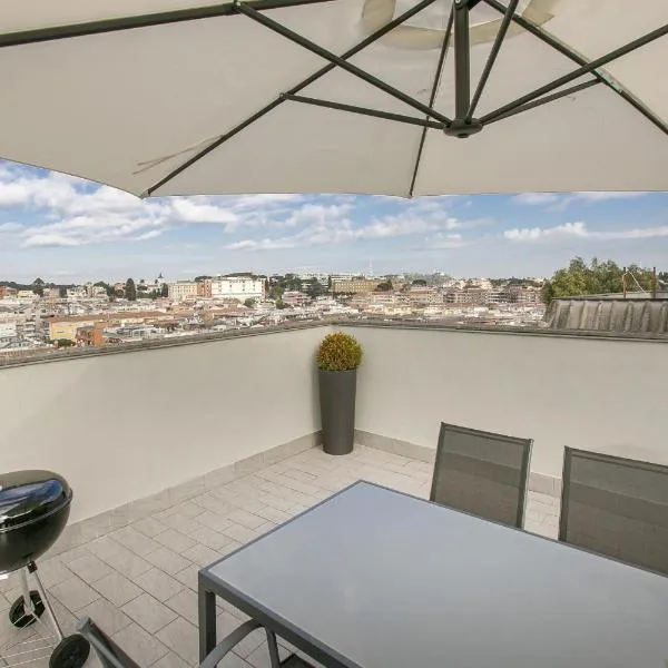 Terrazza San Pietro vicino metro A, hotel in Rome