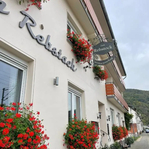 Gasthaus Zum Rebstock, hotel en Hirzenach