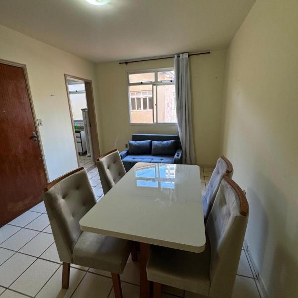 Apt 2 qtos a uma quadra do mar com ar condicionado - Foto 4