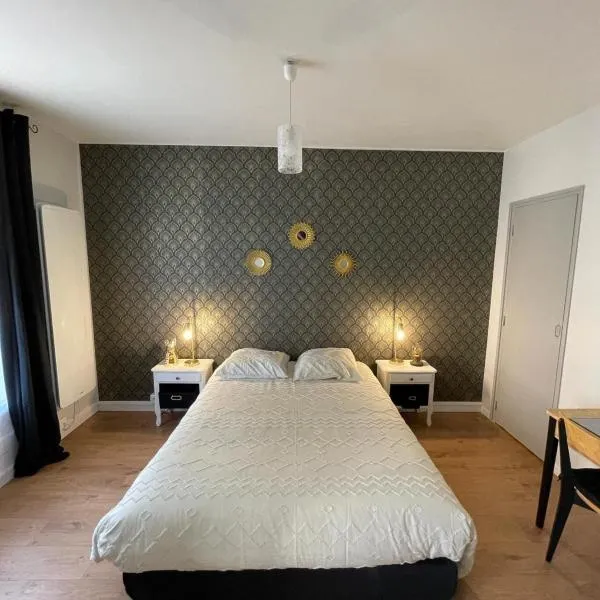 Au coeur de Chantilly, près de Paris et du Parc Astérix, hotel v destinaci Chantilly