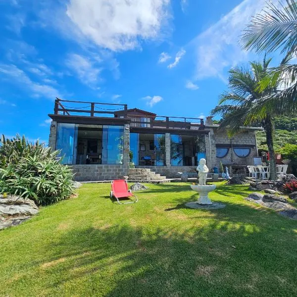Casa Frente Mar - Penha - 5km do Beto Carrero, hotel v destinaci Penha