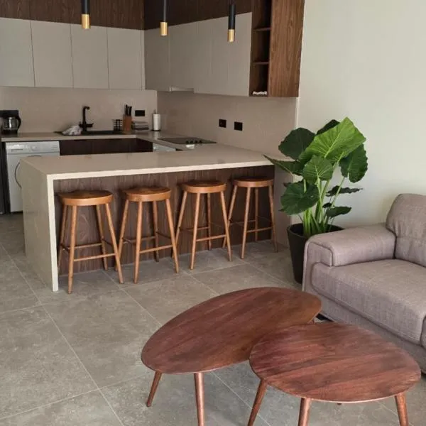 Dahan Sirena lighthouse Luxury Apartment, hotel a Paphos