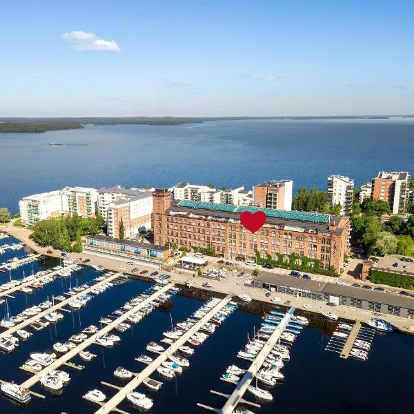 Upea loftsuite, järvinäkymä, wifi, sauna & spa, hotel in Tampere