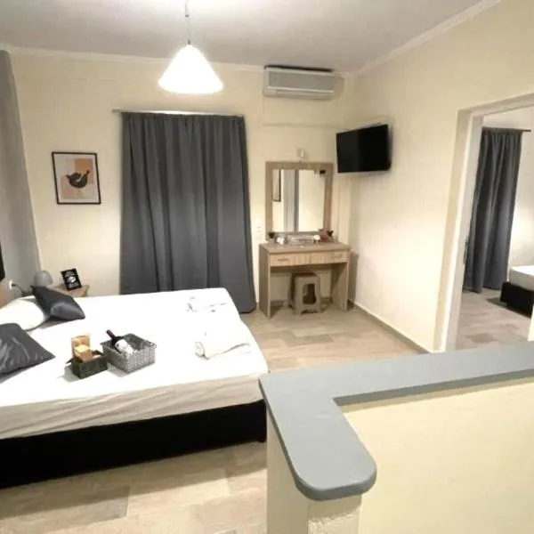 Ionian Boutique Apartments - Corfu Seaside Getaways, hotel Ájosz Jeórjoszban