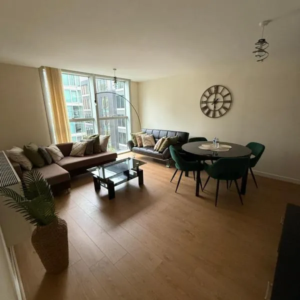 Central Hub Flat, hotel v destinaci Milton Keynes