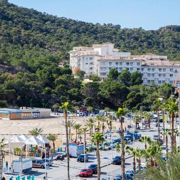 Arenas Beach Apartments, хотел в Бенидорм