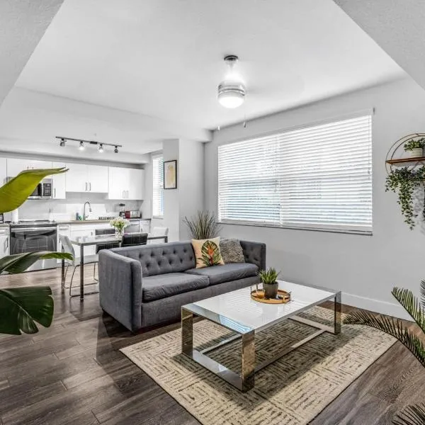 Stylish 1BR Unit With Free Parking Near Wynwood, hotel u Majamiju