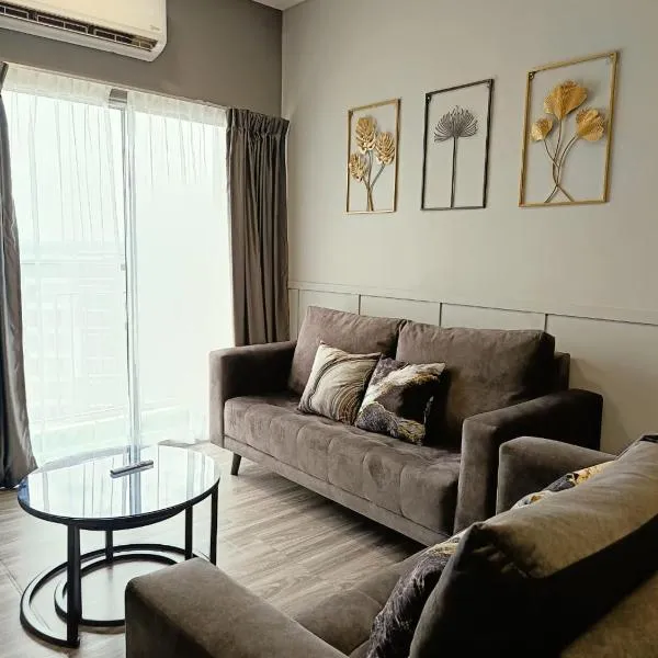 Le-Gris, Homestay Puncak Alam Free WIFI & Netflix!, hotel in Bandar Puncak Alam