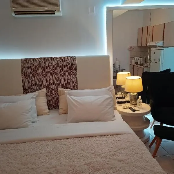 Love, hotel in Sitia