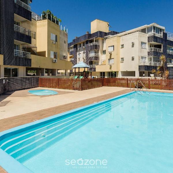 Apto em cond. com piscina a 700m da praia CMC101