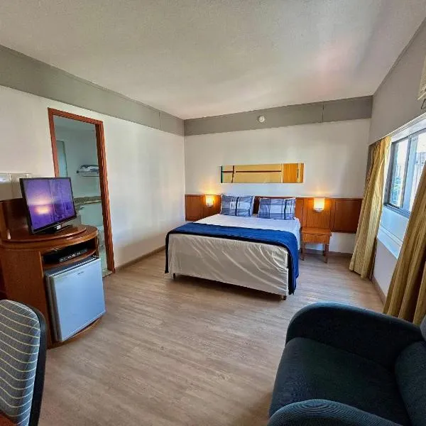 Hotel Live & Lodge - Borges Lagoa 1179 - UH1003, hotel v Sao Paulu