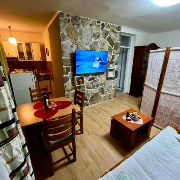 StudioApartman-DANICA, hotel v destinaci Knin