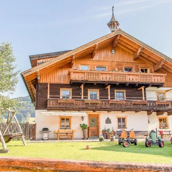 Appartement Arnoldgut, hotel in Altenmarkt im Pongau
