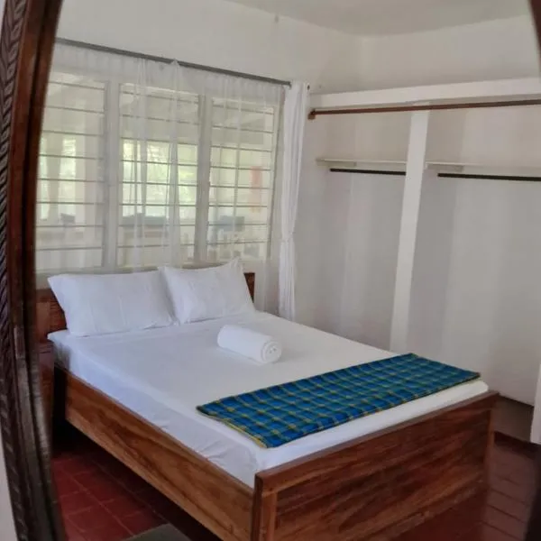 Boma Banda Diani - Kusi Cottage, Hotel in Diani Beach