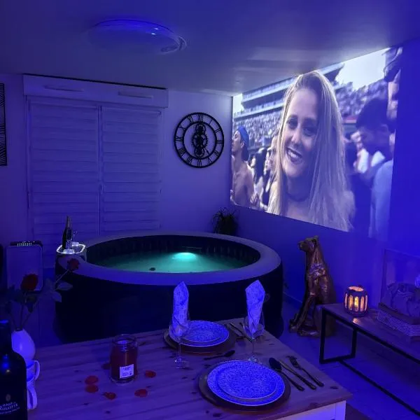 Suite Eden Spa, Appart'hôtel bien être , Patio de standing barbecue - TV XL CinéSport, Lit Q-Size, Wifi, P-Gratuit en Résidence, hotel v destinaci Avion