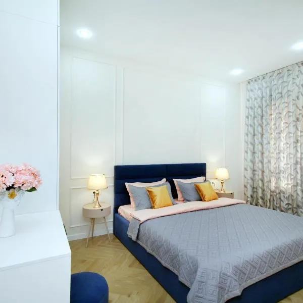 Central Light Apartment, khách sạn ở Almaty