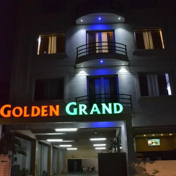 Golden Grand by Xury Hotels, hotel v destinaci Tiruchchendur