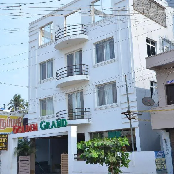 Golden Grand by Xury Hotels, hótel í Tiruchchendūr