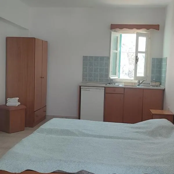 Casa Vasileios Charokopos, hotelli kohteessa Mesochórion